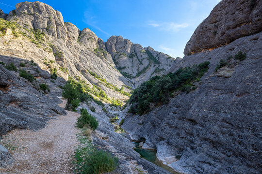 landscape in the mountains in spain the Els estrets d`Arnes 