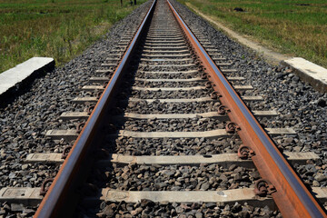 Obraz premium railroad tracks in the countryside