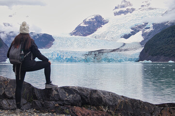 Woman looking Spegazzini glacier from the viewpoint