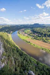 Elbblick vom Kanapee in der Saechischen Schweiz