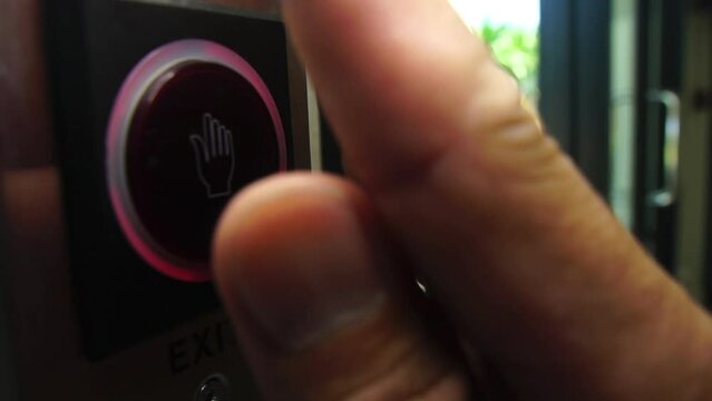 Close and open the door by wirelessly scanning the homeowner's hand, a smart home technology