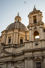 Fototapeta na wymiar Roman Building in Piazza Navona 