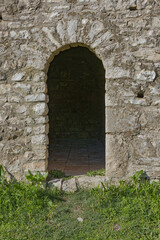Obraz premium Arched Gate of Venetian Triangular Castle, Butrint, Albania