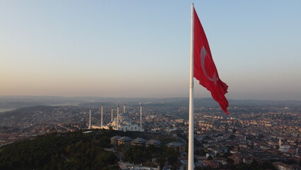 Fototapeta premium A drone shot of the Camlica Flagpole and Mosque, Istanbul