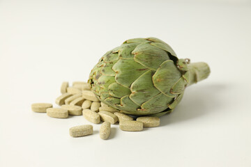 Obraz premium Products for healthcare, healthcare concept - artichoke medicine