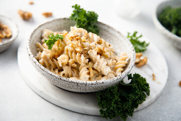 Pasta with blue cheese and walnut
