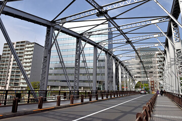 鍛冶橋通りの高橋風景