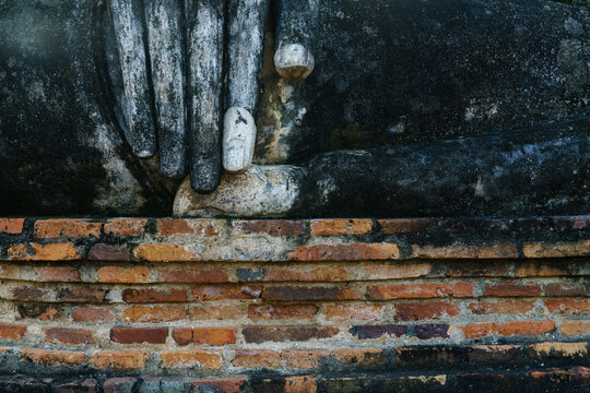 The image of the hand of the Buddha image enshrined at the Sukhothai National Historical Park at Wat Mahathat is a sculpture that was 1000 built more than 700 years ago 