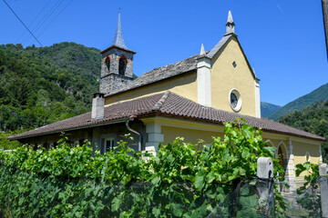 Naklejka premium View at the village of Intragna on Switzerland