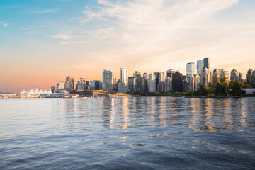 Fototapeta premium Beautiful view of Vancouver Bay in Vancouver, Canada