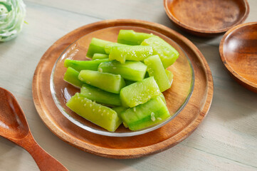 胡瓜の翡翠炒め