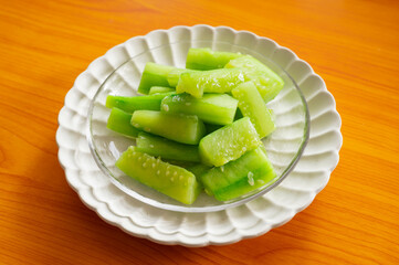 胡瓜の翡翠炒め