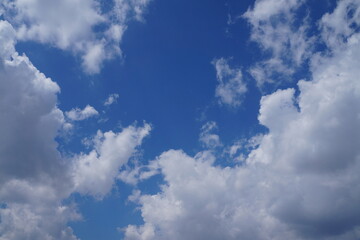 Obraz premium Blue sky with white clouds. Background sky gradient 