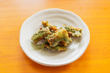 ちくわの抹茶磯辺揚げ