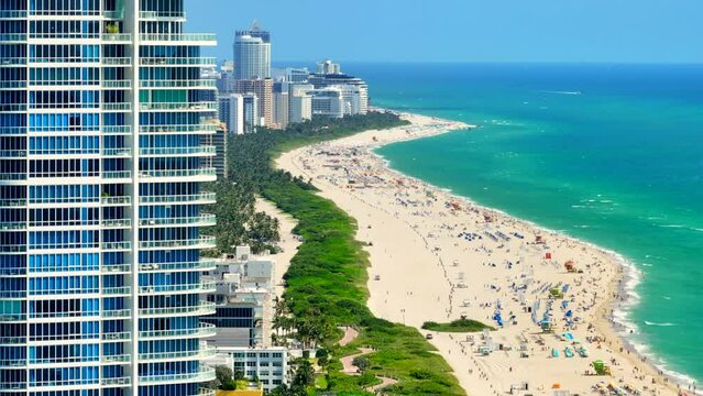 Aerial telephoto 7x zoom drone video Miami Beach Labor Day Weekend 2023