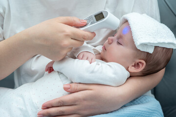  Precise temperature measurement for baby. Concept of trust in modern health tools - obrazy, fototapety, plakaty