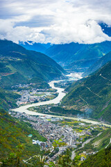 Garze Tibetan Autonomous Prefecture, Sichuan Province-Scenery along the way