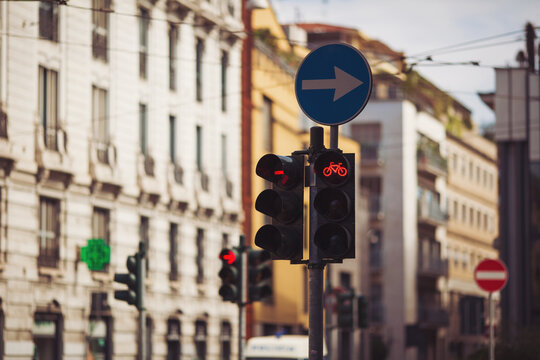 Bicycle Traffic Light With A Prohibitory Red Signal. New Countdown Item On The Top Of A Traffic Light. Red Cycle Traffic Light In The City Of Italy. Sustainable Transport. Bike-friendly. 