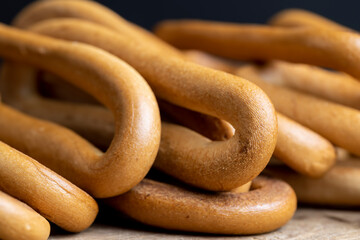 Wheat dried crispy long bagels