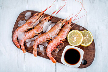 Chiwei shrimp preserved with ice cubes, tender meat, fresh shrimp meat, Japanese food, clean seafood food