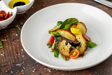 Insalata Panzanella, traditional Italian salad with tomatoes and bread