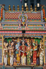 Fototapeta premium Entrance of Sri Thendayuthapani Temple - Singapore