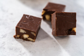 Chocolate macadamia fudge