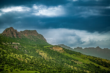 Obraz premium Clouds over the mountains