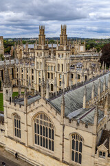 Fototapeta premium Historic university in Oxford, England. The building was also used as filming location for the Harry Potter movies.
