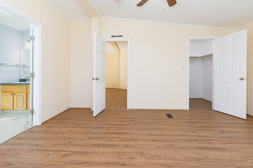 empty vacant room