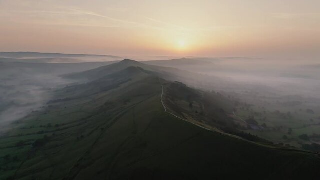 Hope valley inversion, Peak District, UK - truck R
