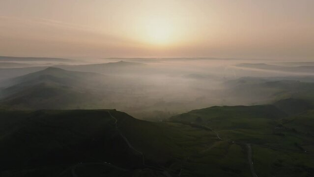 Hope valley inversion, Peak District, UK - truck L