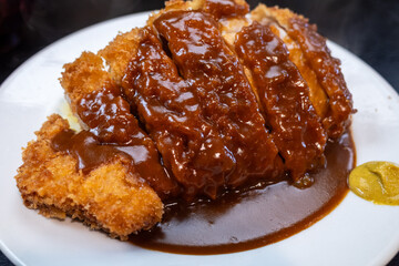 とても美味しい日本の岡山県倉敷市の専門店のとんかつ