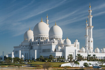 Fototapeta na wymiar Sheikh Zayed Grand Mosque, Abu Dhabi, Vereinigte Arabische Emirate