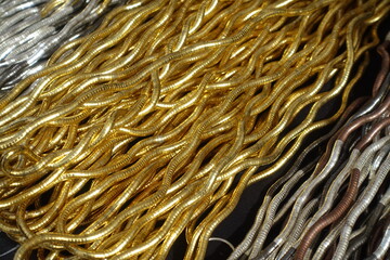 Baendchen auf einem Markt