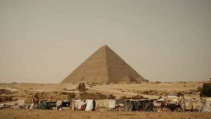 Foto op Canvas pyramids of giza © stimscape