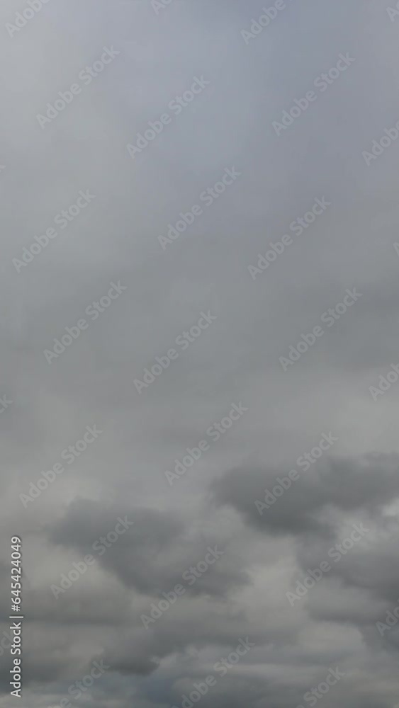 Wall mural clouds on sky time lapse