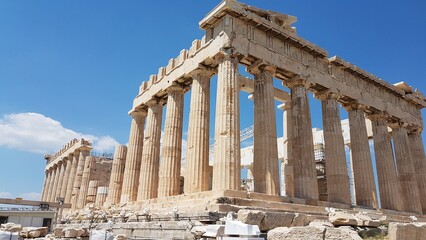 Fototapeta premium The ruins of ancient Acropolis from the Greek city of Athens