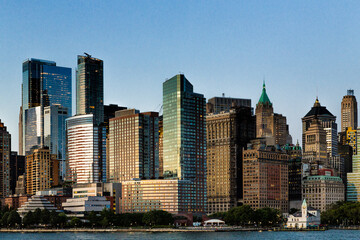 Obraz premium New York City from the river.