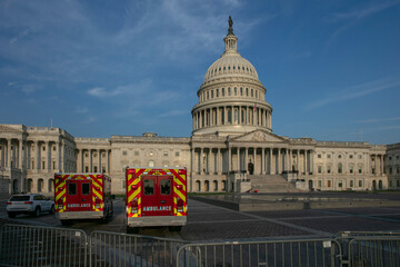 Fototapeta na wymiar Capital hill and ambulance