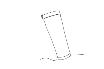 An empty drink bottle. Tumbler one-line drawing
