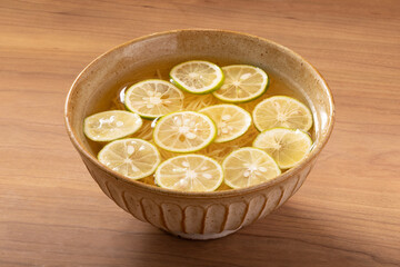 冷たい　すだちそうめん