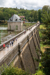 Le barrage du Lac de Settons