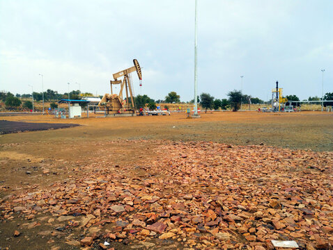 Oil lifting pump (RRP) in remote site 