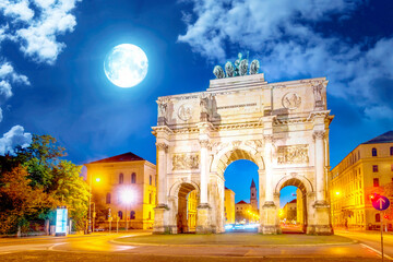 Siegestor, München, Bayern, Deutschland 