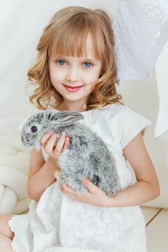 girl with cat giral beauty ful cat baby cat 