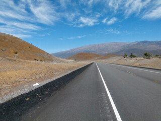 Fototapeta na wymiar panoramic view of landscape along highway 200 on Big Island