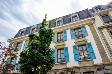 Dans les rues de Lausane en Suisse