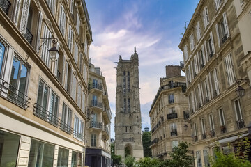 Fototapeta na wymiar Paris, typical buildings, with the Saint-Jacques tower in the historical center 