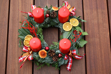 Christmas wreath with red candles